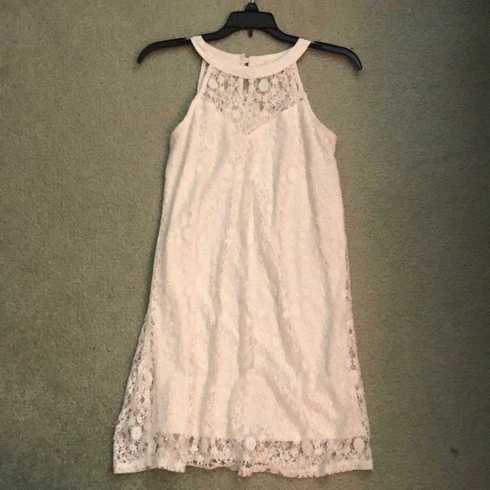White lace dress